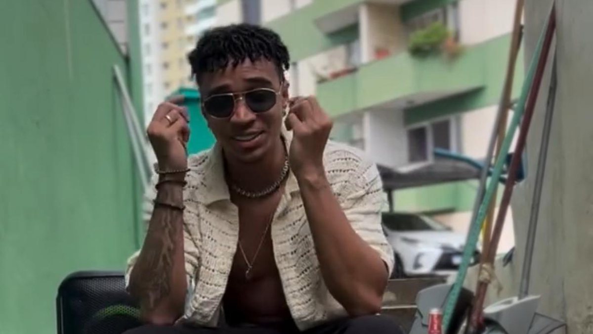 Coro inusitado durante show de Hiago Danadinho chama atenção da polícia; veja - QTU Questões do Universo