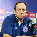 O técnico Rogério Ceni destacou a atuação do Bahia na Vitória por 2 a 0 sobre o Vitória, neste domingo (23), no Barradão, - Foto: Divulgação/E.C. Bahia