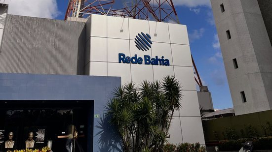 \u0022Coração apertado\u0022: jornalista anuncia novo desafio e se despede de Salvador