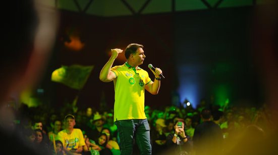 Vittor Sales/Divulgação Campanha Flávio Bolsonaro