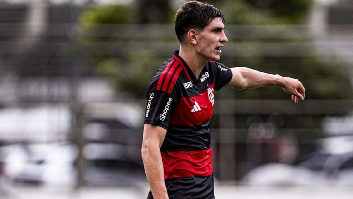Zagueiro promissor termina empréstimo no Flamengo e retorna para SAF de R$ 1,2 bilhão - Foto