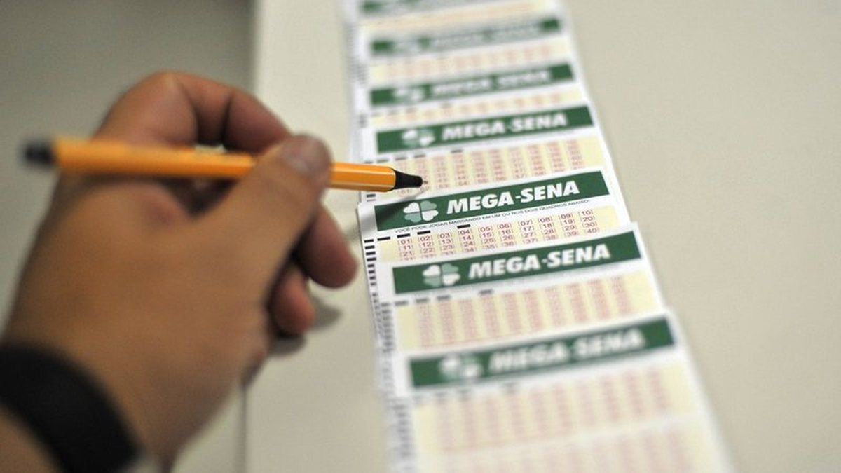 Ninguém acerta dezenas e prêmio da Mega-Sena acumula; saiba quanto
