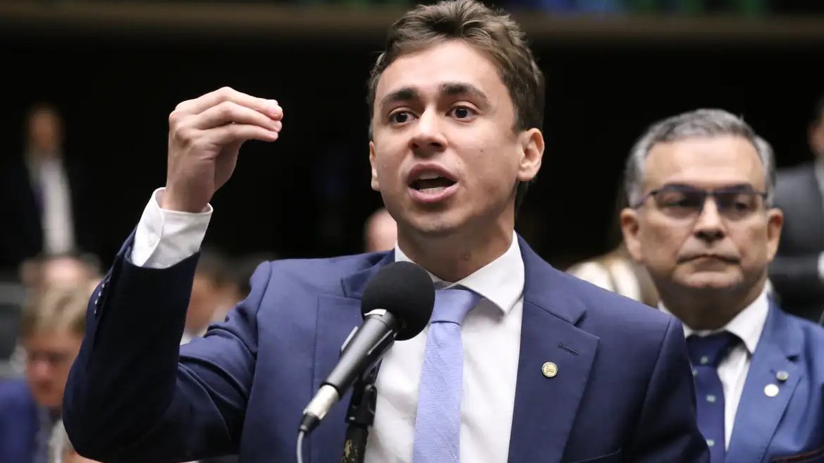 Nikolas Ferreira admite ter compartilhado documento falso e promete vídeos contra Lulinha - Foto