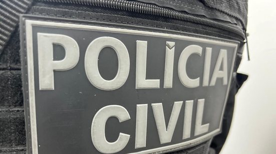 Um celular foi apreendido durante a ação - Anderson Oliveira/Ascom PCBA