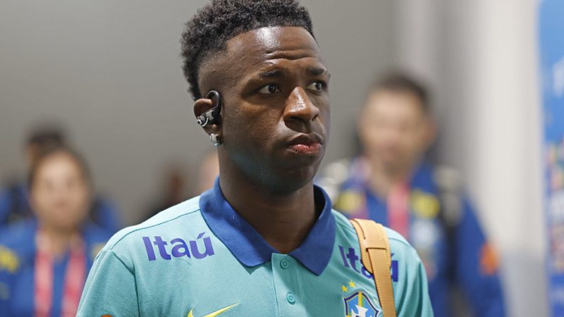 A Justiça espanhola adiou novamente o julgamento de torcedor acusado de racismo - Reprodução/ CBF