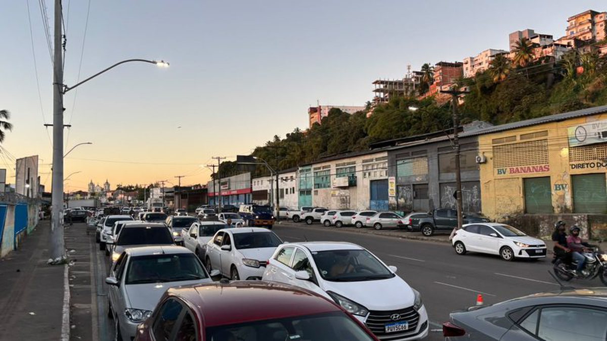 Ferry-Boat registra filas intensas às vésperas do feriadão de 7 de Setembro; confira tempo de espera