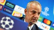 O técnico do Fenerbahçe, Ismail Kartal, não aguentou a pressão da torcida e pediu demissão - Reprodução/X @Fenerbahce