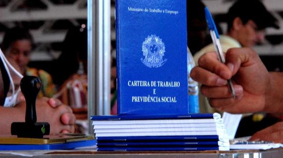 Inúmeras oportunidades exclusivas para pessoas com deficiência (PCD) - Marcello Casal jr/Agência Brasil