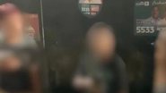 Foram apreendidos um aparelho celular, uma arma falsa e uma motocicleta utilizada pelos adolescentes - Redes Sociais