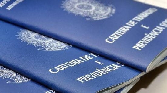 Vagas destinadas para pessoas com deficiência (PCDs) - Marcelo Camargo/Agência Brasil