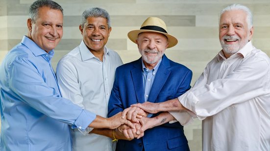 Imagem Lula anuncia ato em Salvador na próxima terça-feira