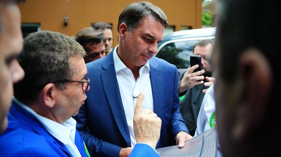Vittor Sales/Campanha Flávio Bolsonaro