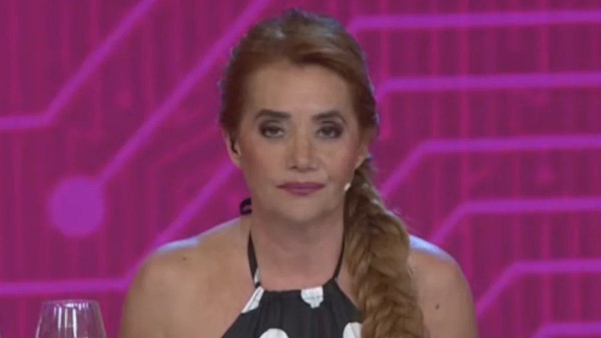 "Venho do futuro": Apresentadora argentina diz que 'se Flávio Bolsonaro ganhar, será filme de terror' - Foto