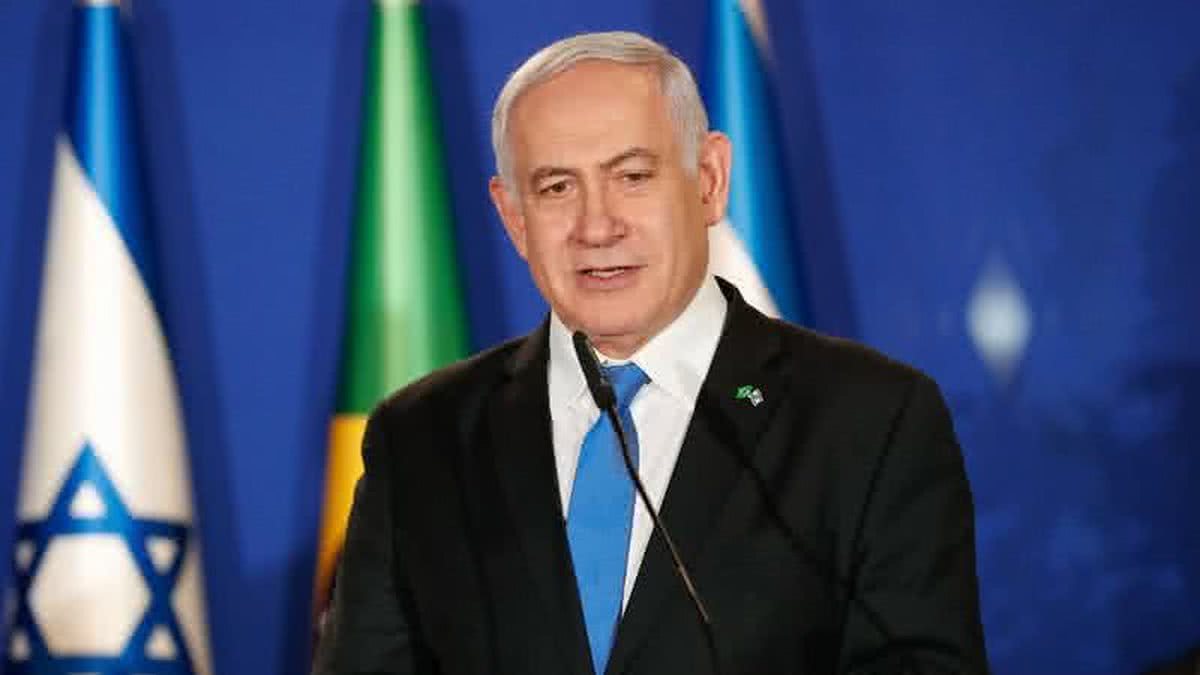 Netanyahu parabeniza Flávio Bolsonaro e faz convite para visitar Israel