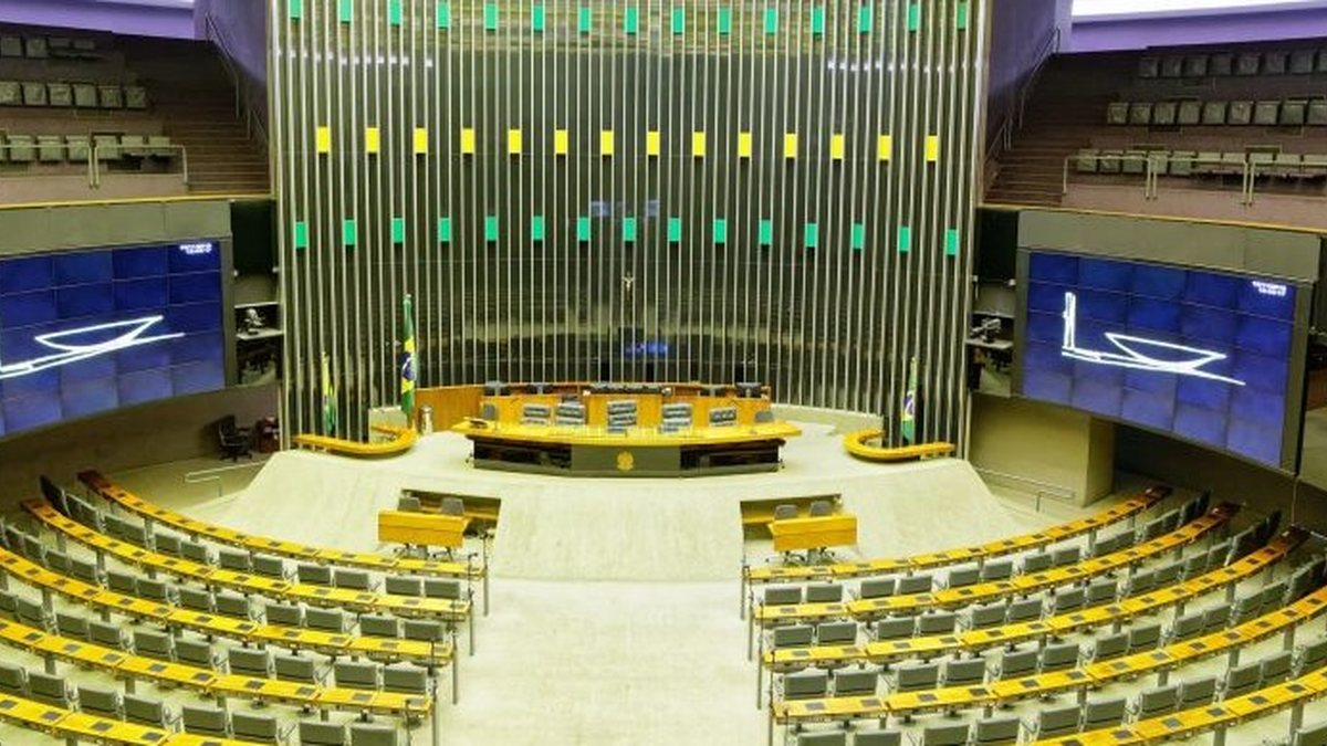 Esqueceu o número do candidato? Lista completa mostra a numeração dos candidatos a deputados federais pela Bahia - Foto