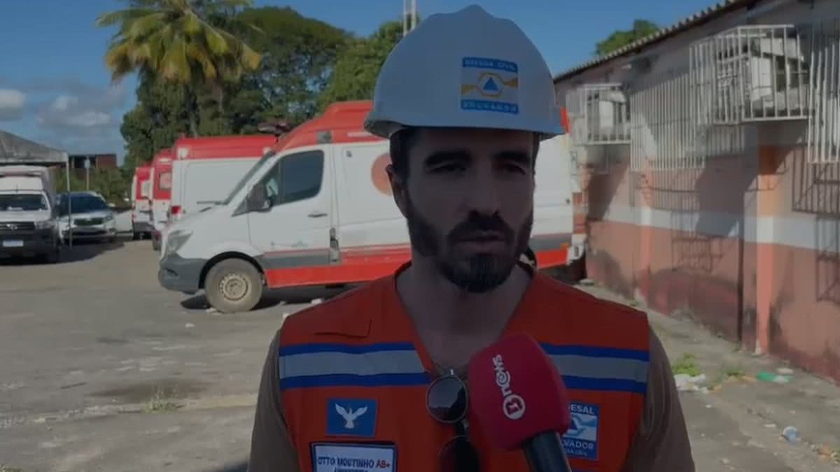Anexos, telhados e reservatório próximos ao incêndio que destruiu ambulâncias do Samu foram danificados, afirma engenheiro da Codesal