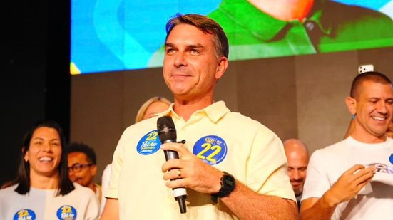 Charles Vieira/Campanha Flávio Bolsonaro