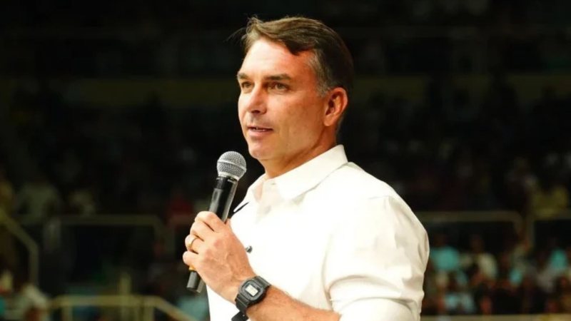 Charles Vieira / Campanha de Flávio Bolsonaro
