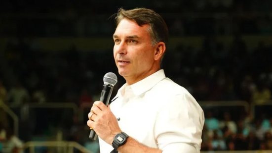 Charles Vieira / Campanha de Flávio Bolsonaro