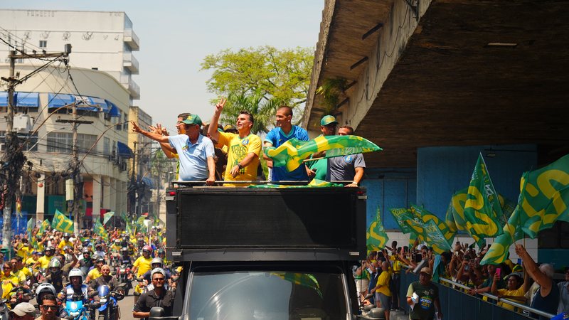 Charles Vieira / Campanha de Flávio Bolsonaro