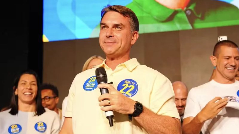 Charles Vieira / Campanha de Flávio Bolsonaro