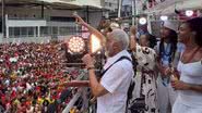 Imagem Gilberto Gil arrasta multidão em ato pela democracia em Salvador