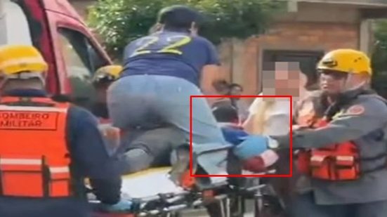 Profissional de saúde, que estava no local, prestou os primeiros socorros ao jovem - Redes Sociais