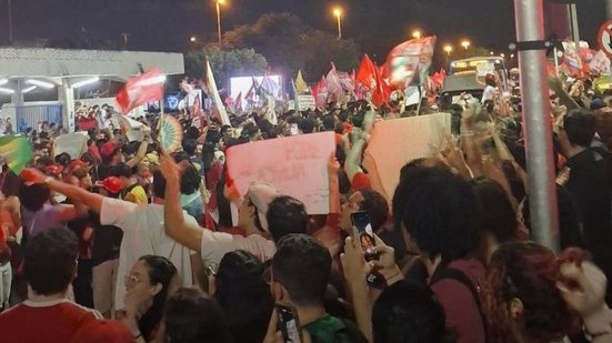 Divulgação Reprodução Redes Sociais - A manifestação foi convocada por estudantes da Universidade Federal de Sergipe