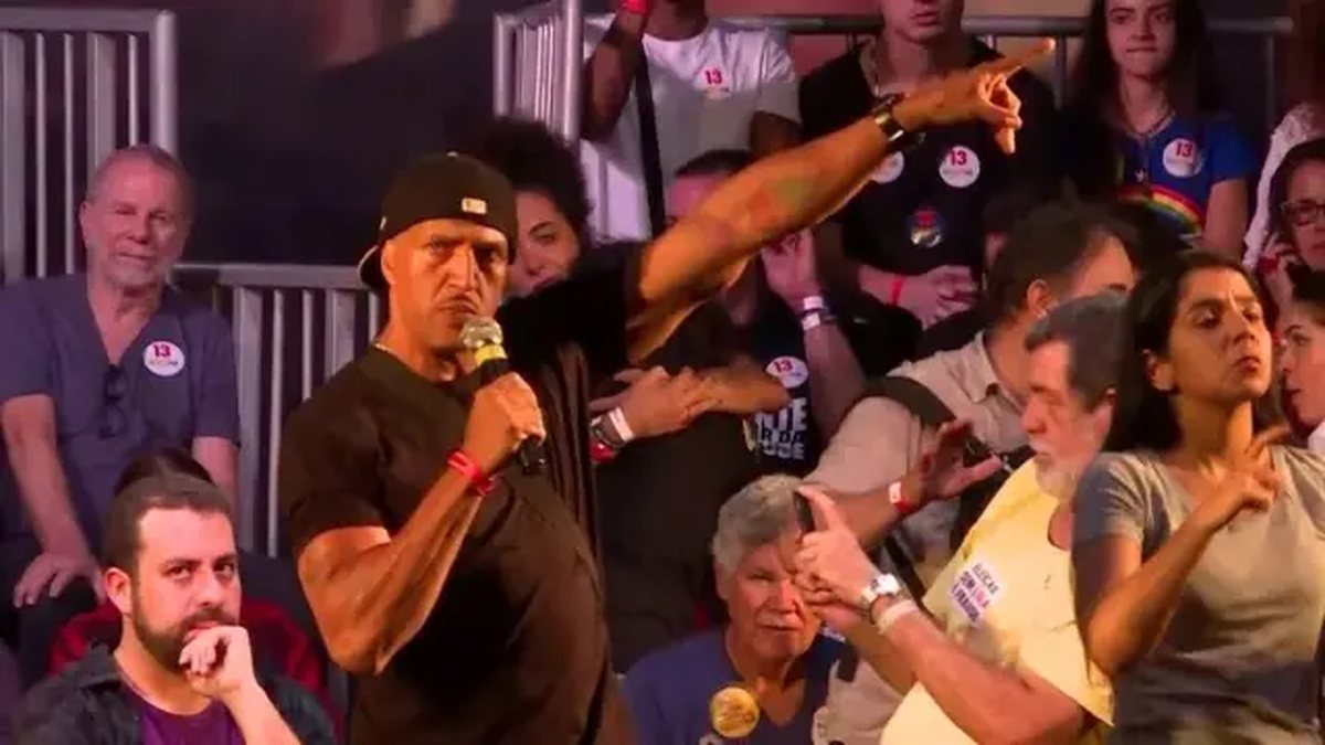 Vídeo de Mano Brown detonando PT volta a viralizar após Flávio Bolsonaro superar Lula: 'se não entende mais o povo, volta para base'
