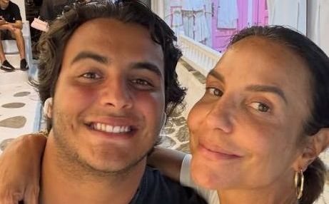 Marcelo é o filho mais velho da cantora. Ela também é mãe das gêmeas Marina e Helena, de 8 anos. - Redes Sociais