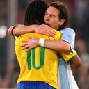 Reprodução / X / @10Ronaldinho