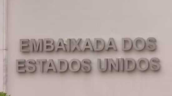 Os serviços da embaixada dos EUA no Brasil foram suspensos sob a justificativa de questões de segurança  |  TV Globo/Reprodução