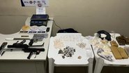 Imagem PM apreende drogas, munições e duas submetralhadoras em Massaranduba