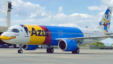 Reprodução / Instagram Azul