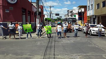 Imagem Santo Amaro: Professores da rede municipal realizam nova manifestação por piso salarial; veja vídeo