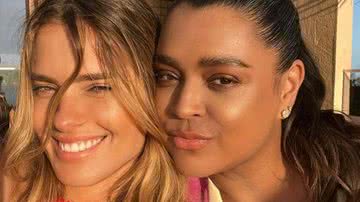 Reprodução / Instagram @loracarola