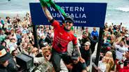Aaron Hughes / World Surf League