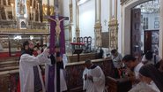Fiés participam da Via Sacra na Basílica do Senhor do Bonfim