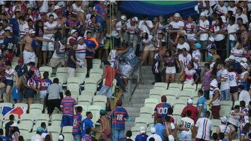 Imagem Presidente do Fortaleza fala após brigas no Castelão: 'vergonha nas arquibancadas'