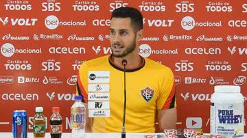 Imagem Dalton sobre grande recepção dos torcedores do Vitória: ''Colossal o que essa torcida faz por nós''