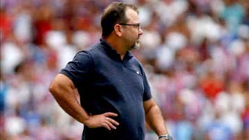 Imagem Enderson explica Davó no segundo tempo e comemora atuação: ''Acho que fizemos um ótimo jogo''