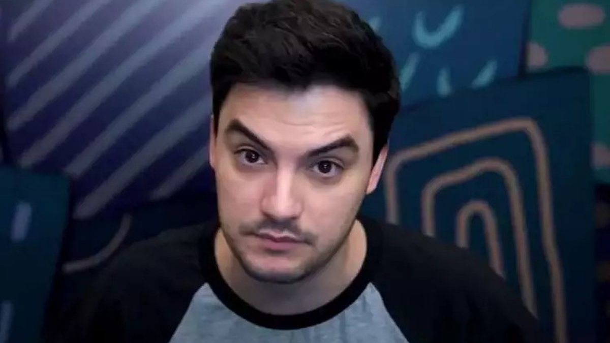 Felipe Neto associa termo religioso ao Diabo e se manifesta após descobrir significado: “Ignorância” - QTU Questões do Universo