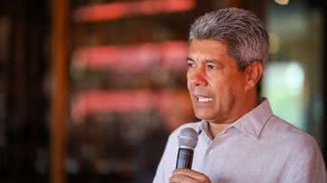 Imagem Após visita de Bolsonaro, Jerônimo Rodrigues lança ofensiva por eleitorado estratégico em Vitória da Conquista