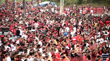 Imagem Torcida do Vitória lota o Barradão em jogo decisivo pela Série C
