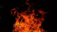 Imagem Homem tenta escapar de incêndio em casa e morre carbonizado