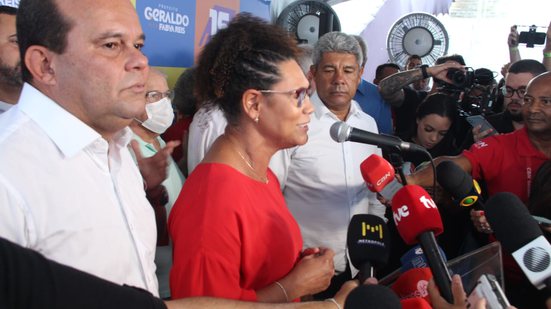 Jerônimo destacou a necessidade de inclusão social  na capital baiana - Débora Marques/Bnews