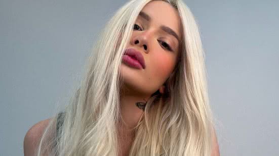 Reprodução / Redes Sociais @karolinel