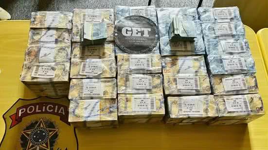 Imagem Eleições 2024: Homem é preso PF com quase R$ 2 milhões para a compra de votos