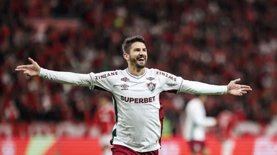 LUCAS MERÇON / FLUMINENSE F.C.