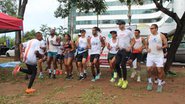Amigos do maratonista Emerson Pinheiro promovem treino coletivo em prol da segurança